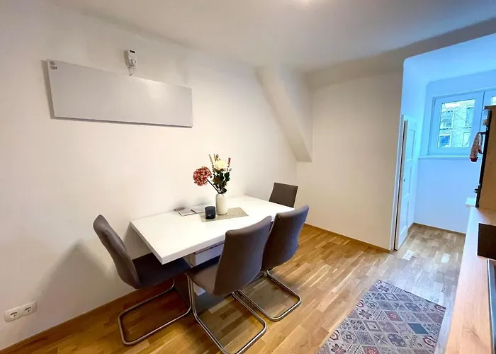 Convenient Naehe Stadthalle 아파트 *